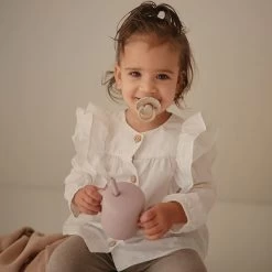 Frigg Fopspeen Daisy Bloom Latex Chamomile 0-6M -Kortingswinkel Voor Babyproducten frigg frigg fopspeen daisy bloom latex chamomile 0 3