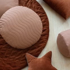 Nobodinoz Sitges Kussen - Sienna Brown -Kortingswinkel Voor Babyproducten nobodinoz tipi en accessoires nobodinoz sitges kus 3