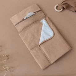 Verschoningsmatje Mozart Nude - Nobodinoz -Kortingswinkel Voor Babyproducten nobodinoz tipi en accessoires verschoningsmatje mo 8