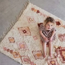 Tapijt Inez Pink - Tapis Petit -Kortingswinkel Voor Babyproducten tapis petit tapijt inez pink tapis petit 2