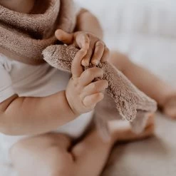 Washandjes Feather Grey Set Van 3 - Timboo -Kortingswinkel Voor Babyproducten timboo washandjes feather grey set van 3 timboo 4